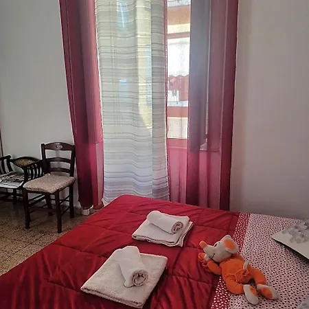 B&B Appartamenti Napoli 2* Nápoly