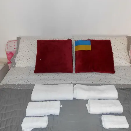 B&B Appartamenti Napoli Bed & Breakfast 2*
